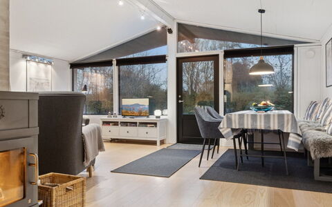 Ordan - 140M to the Fjord: Domicile, Chalet, Porche, Siding, Ferme, Structure En Plein Air