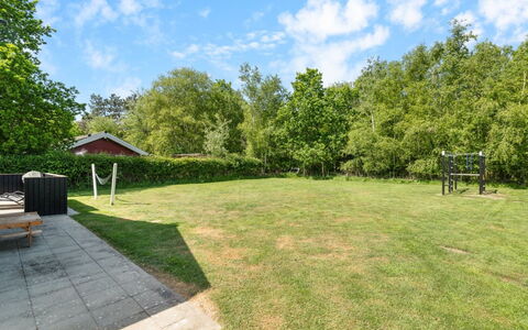Merrit - 280M from the Sea: Arbre, Herbe, Arbuste, Jardin, Lot Terre, Pelouse, Plaine, Ombre, Aménagement Paysager