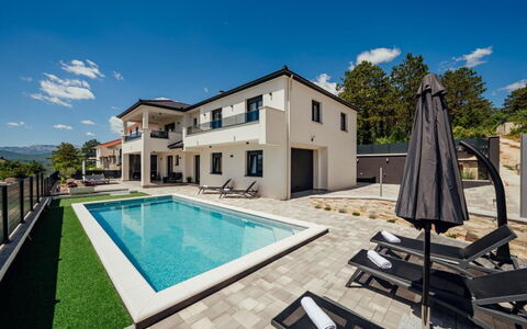 Villa Budimir: Piscine, Loisir, Recours, Villa, Hôtel, Cour, Manoir, Eco Hôtel