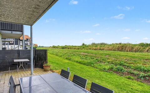 Babo - 250M from the Sea: Ciel, Lot Terre, Couverture De Sol, Pelouse, Aménagement Paysager, Clôture, Balcon, Ferme, Passerelle