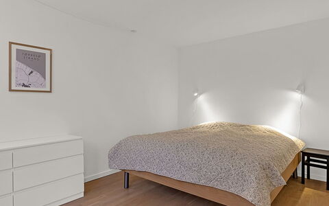 Solvejg - 280M from the Sea: Sol, Design Intérieur, Sol, Meubles, Mur, Lit, Parquet, Chambre, Bois, Plafond