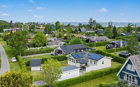 Solvejg - 280M from the Sea: Zone Résidentielle, Paysage, Vue Du Ciel, Quartier, Banlieue, Domicile, Maison, Design Urbain, Établissements Humains, Côte
