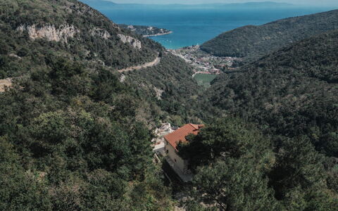 Villa Bogijeva Cliff House, Stunning View: Montagnes Relief, Montagne, Colline, Végétation, Paysage Naturel, Montagnes, Paysage, Terrain, Station De Montagne, Chaparral