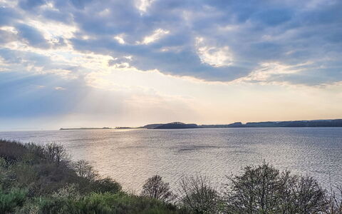 Bungalow 33: Ciel, Bleu, Ressources En Eau, L'Eau, Horizon, Plan D'Eau, Nuage, La Nature, Paysage Naturel