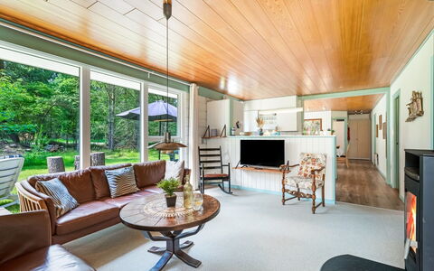 Galia - 2.5Km from the Sea: Meubles, Bois, Design Intérieur, Sol, Sol, Chaise, Pièce, Plafond, Salon, Appartement