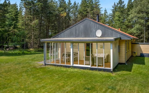Galia - 2.5Km from the Sea: Meubles, Bois, Design Intérieur, Sol, Sol, Chaise, Pièce, Plafond, Salon, Appartement