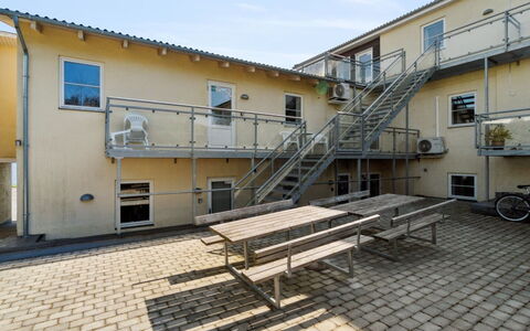 Juna - 50M from the Sea: Bleu, Chalet, Maison, Domicile, Ferme, Biens, Siding