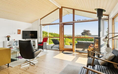Viggo - 200M from the Sea: Bois, Domicile, Porche, Plate-Forme, Dur, Toit, Tache De Bois, Parquet, Eco Hôtel