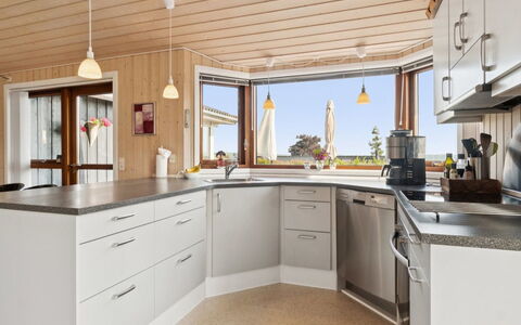 Viggo - 200M from the Sea: Bois, Domicile, Porche, Plate-Forme, Dur, Toit, Tache De Bois, Parquet, Eco Hôtel