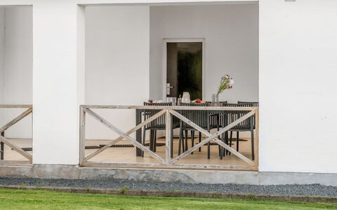 Synne - 350M from the Sea: Bois, Composite, Porche, Béton, Balustrade, Dur, Clôture, Plate-Forme, Planche, Accueil Escrime
