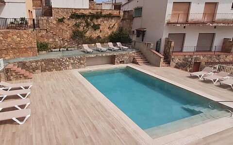 Miramar Hills: Piscine, Composite, Établissements Humains, Recours, Thermes, Mobilier De Jardin, Hacienda, Balancelle, Ville Resort