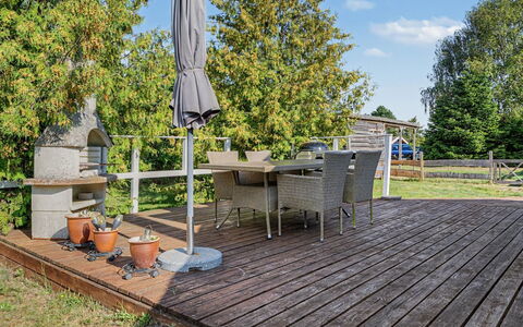 Lycka - 700M from the Sea: Bois, Domicile, Porche, Plate-Forme, Dur, Toit, Tache De Bois, Parquet, Eco Hôtel
