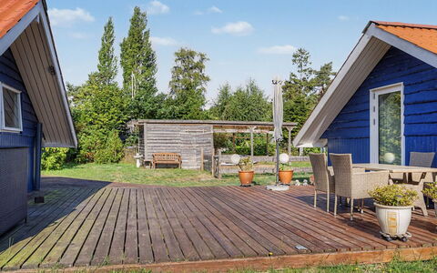 Lycka - 700M from the Sea: Bois, Domicile, Porche, Plate-Forme, Dur, Toit, Tache De Bois, Parquet, Eco Hôtel