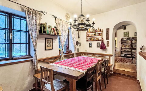 Himmelreichmühle: Meubles, Design Intérieur, Bois, Sol, Plafond, Sol, Éclairage, Table, Porte, Salle À Manger