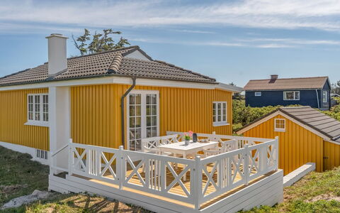 Åsta - 200M from the Sea: Meubles, Bois, Design Intérieur, Sol, Sol, Chaise, Pièce, Plafond, Salon, Appartement