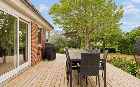 Cyrill - 2Km from the Sea: Meubles, Bois, Design Intérieur, Sol, Sol, Chaise, Pièce, Plafond, Salon, Appartement
