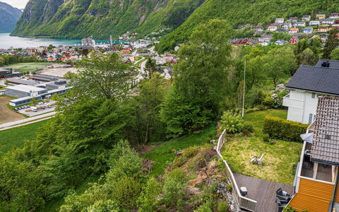 Høyanger Panorama: Montagnes Relief, Zone Résidentielle, Paysage, Montagnes, Montagne, Colline, Maison, Station De Montagne, Vue Du Ciel, Domicile