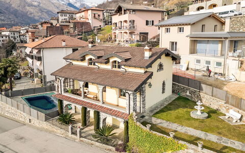 Casa Muschialli: Maison, Zone Résidentielle, Domicile, Toit, Balcon, Porte, Pente, Village, Village De Montagne, Clôture