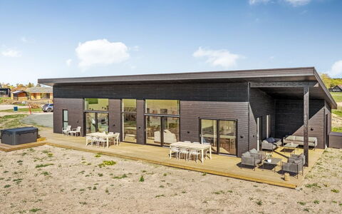 Marten - 500M from the Sea: Lot Terre, Siding, Biens, Allée, Batiments Jardin, Ferme, Cabanon, Lumber
