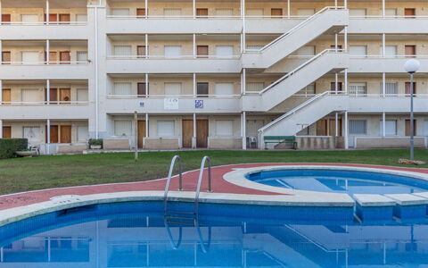 Neptuno: Piscine, Ombre, Hôtel, Recours