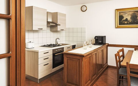 Casa Laura: Sol, Design Intérieur, Cabinetry, Bois, Meubles, Cuisine, Sol, Comptoir, Pièce, Placard