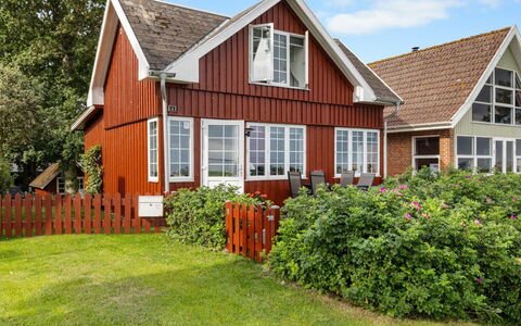 Sila - 25M from the Sea: Bleu, Chalet, Maison, Domicile, Ferme, Biens, Siding
