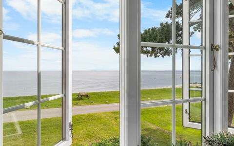 Sila - 25M from the Sea: Bleu, Chalet, Maison, Domicile, Ferme, Biens, Siding