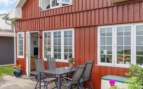 Sila - 25M from the Sea: Bleu, Chalet, Maison, Domicile, Ferme, Biens, Siding