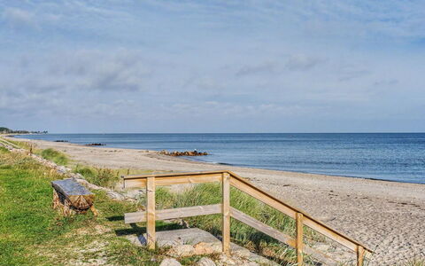 Ginger - 50M from the Sea: Chalet, Lot Terre, Cabane En Rondins, Rive, Réservoir, Cabanon, Batiments Jardin, Du Son, Des Bois