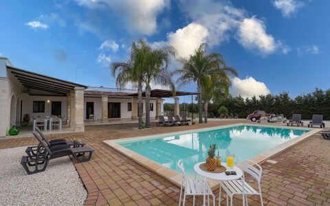 Apulia Retreat: Piscine, Recours, Zone Résidentielle, Composite, Biens, Eco Hôtel, Hacienda, Villa, Ombre