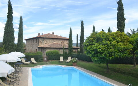Podere Peteglia: Jardin, Biens, Haie, Aménagement Paysager, Villa, Manoir, Cour, À Feuilles Persistantes, Hacienda