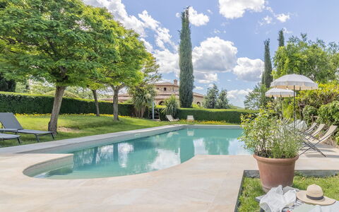 Podere Peteglia: Arbuste, Jardin, Piscine, Aménagement Paysager, Ombre, Eco Hôtel, Cour, Biens, Arrière-Cour, Villa