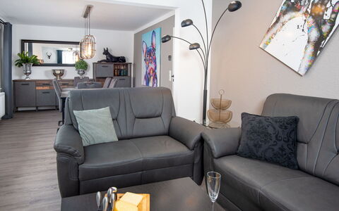 Seeperle: Meubles, Design Intérieur, Canapé, Sol, Salon, Pièce, Sol, Appartement, Domicile, Table