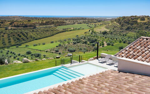 Villa Netina: Piscine, Bleu, Recours, Composite, Villa, Eco Hôtel, Conception, Tuile, Thermes, Hôtel
