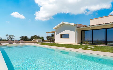 Villa Netina: Bleu, Piscine, Composite, Recours, Biens, Loisir, Ombre, Eco Hôtel, Villa, Aménagement Paysager