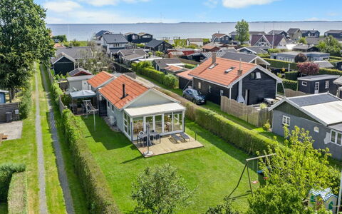 Edeltraud - 100M from the Sea: Meubles, Bois, Design Intérieur, Sol, Sol, Chaise, Pièce, Plafond, Salon, Appartement