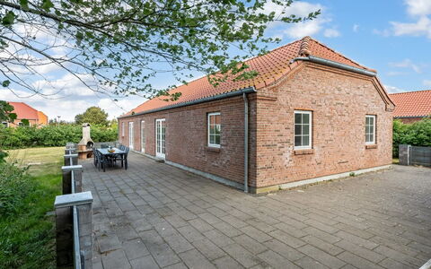Sod - 3.2Km from the Sea: Meubles, Bois, Design Intérieur, Sol, Sol, Chaise, Pièce, Plafond, Salon, Appartement