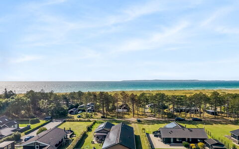 Angret - 200M from the Sea: Meubles, Bois, Design Intérieur, Sol, Sol, Chaise, Pièce, Plafond, Salon, Appartement