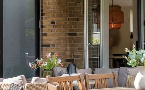 Angret - 200M from the Sea: Meubles, Bois, Design Intérieur, Sol, Sol, Chaise, Pièce, Plafond, Salon, Appartement