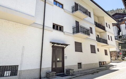 Cacciatori: Appartement, Balcon, Daylighting, Plâtre
