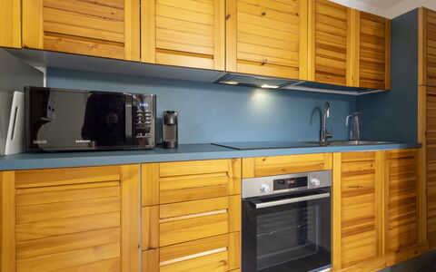 Cacciatori: Cabinetry, Bois, Sol, Meubles, Design Intérieur, Placard, Tiroir, Sol, Comptoir, Cuisine