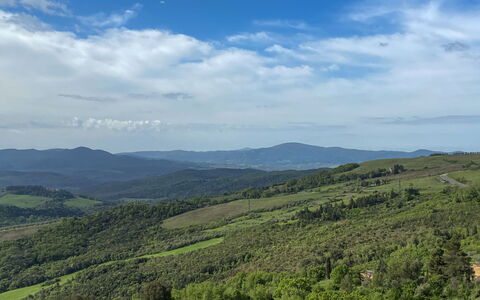 Podere Sant'Antonio: Ciel, Montagnes Relief, Montagne, Colline, La Nature, Environnement Naturel, Végétation, Nuage, Horizon, Paysage Naturel