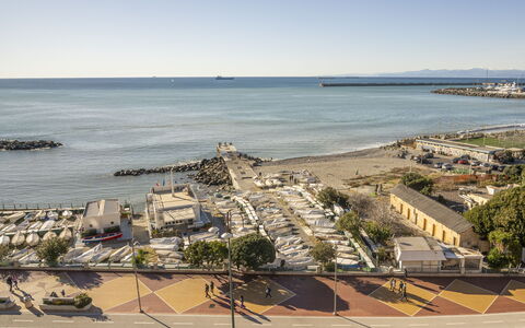 La Casa di Bruno, Terrace, in the Heart of Genova: Côte, Mer, Cotiers Et Relief Océaniques, Océan, Plage, Rive, Photographie Aérienne, Baie, Ville Resort, Marina