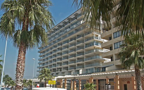 Sotavento: Bâtiment, Propriété, Zone Résidentielle, Appartement, Condominium, Usage Mixte, Quartier, Zone Métropolitaine, Architecture, Arbre