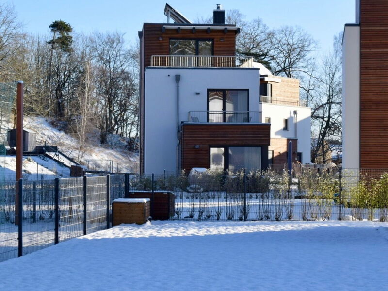Modernes Ferienhaus mit Sauna, Seeblick, Dachterra