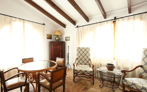 Baile del Sol: Pièce, Propriété, Design Intérieur, Bâtiment, Meubles, Plafond, Maison, Table, Immobilier, Sol
