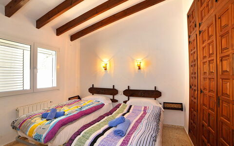 La Sabatera: Chambre, Pièce, Propriété, Meubles, Lit, Design Intérieur, Drap De Lit, Plafond, Cadre De Lit, Bâtiment