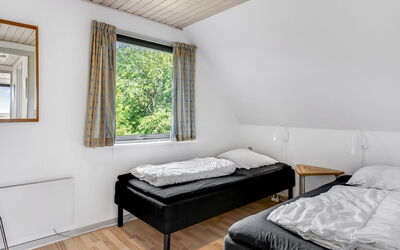 Ellanora - 50M from the Sea