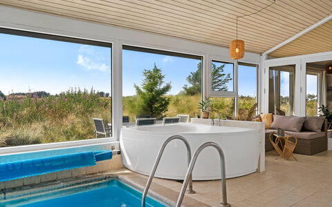 Virpi - 1.1Km from the Sea: Meubles, Bois, Design Intérieur, Sol, Sol, Chaise, Pièce, Plafond, Salon, Appartement