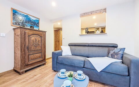 Vent D'Est: Meubles, Design Intérieur, Canapé, Sol, Bois, Sol, Pièce, Salon, Plafond, Appartement